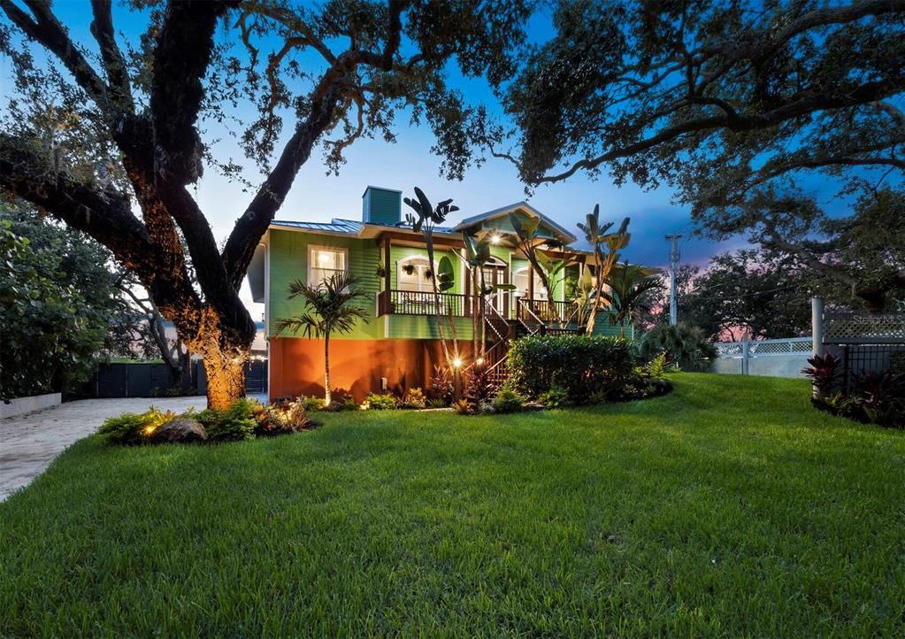 Backyard, Exterior