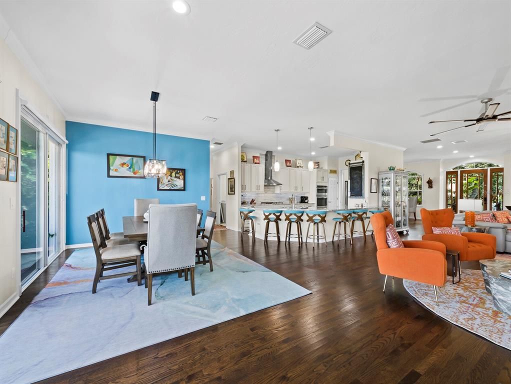 Dining room, Interior, Kitchen, Living room, Pendant Lights, Recessed Lighting, Wood Texture Flooring