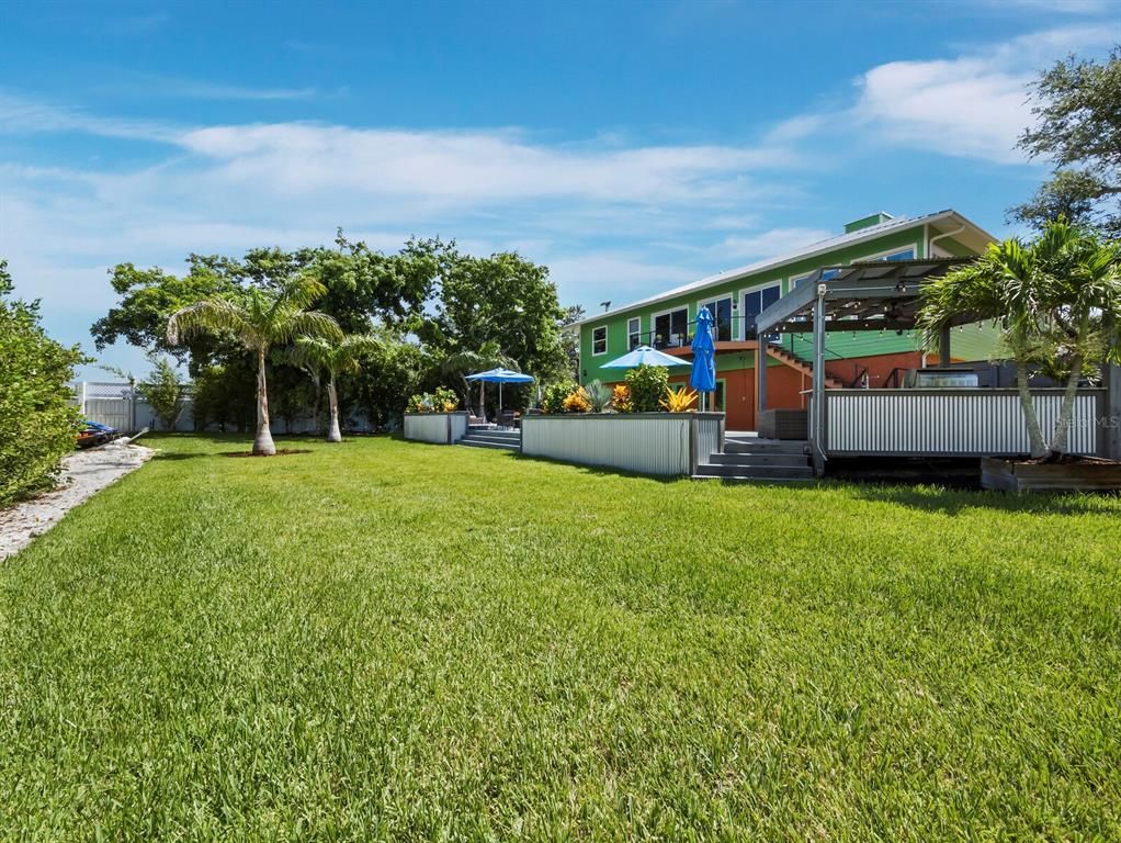 Backyard, Exterior, Hot Tub