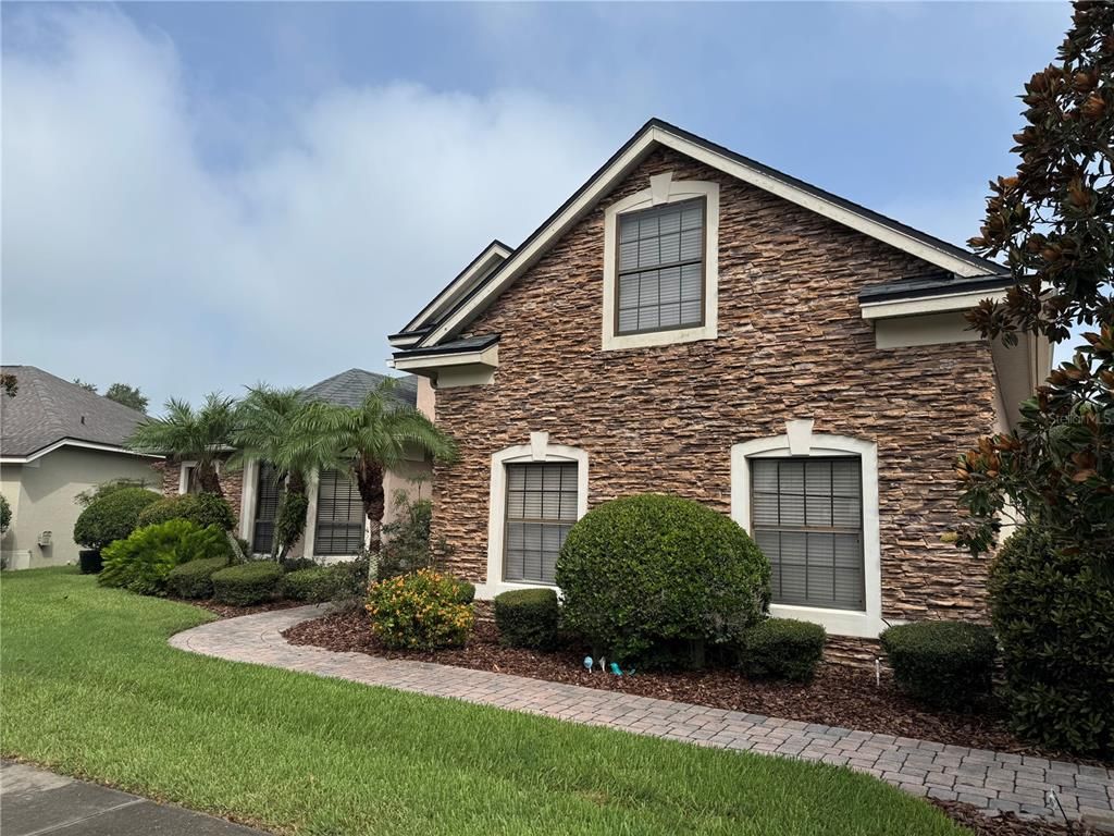Exterior, Facade, Brick Facade, Brick Traditional