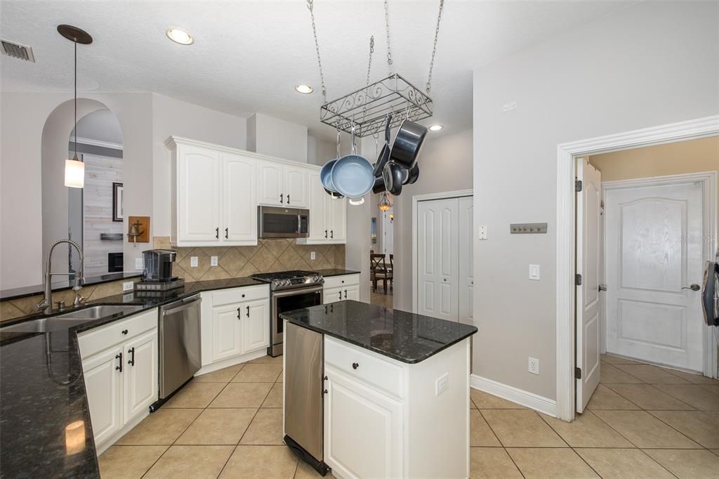 Interior, Kitchen, Pendant Lights, Recessed Lighting, Stainless Steel Appliances