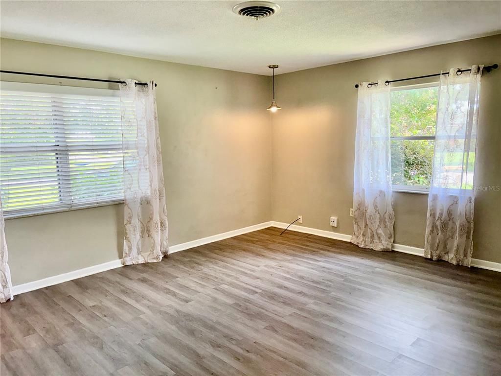 Empty room, Interior, Pendant Lights, Wood Texture Flooring