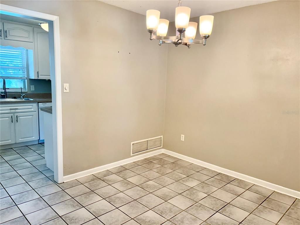Chandelier, Empty room, Interior, Kitchen