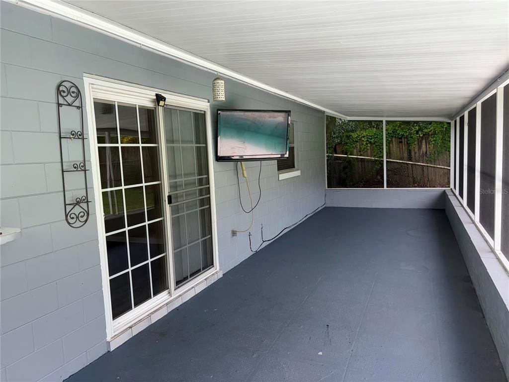 Exterior, Sun Room
