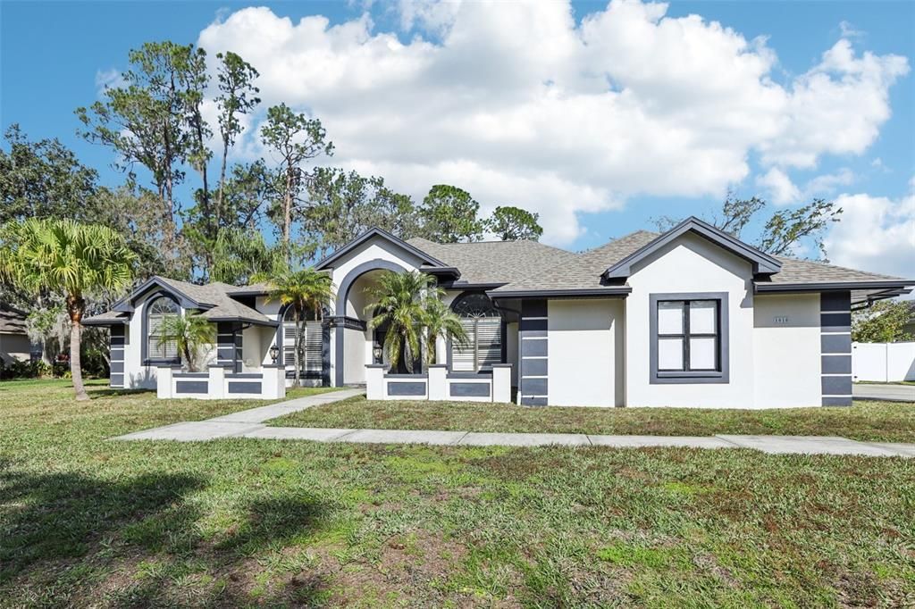 Backyard, Exterior, Facade, Ranch