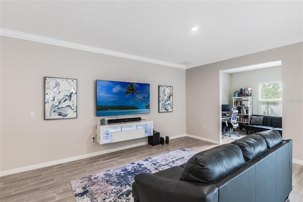 Interior, Living room, Recessed Lighting, Wood Texture Flooring