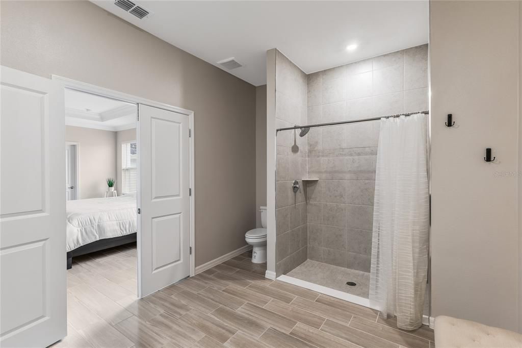 Bathroom, Bedroom, Interior, Recessed Lighting, Wood Texture Flooring