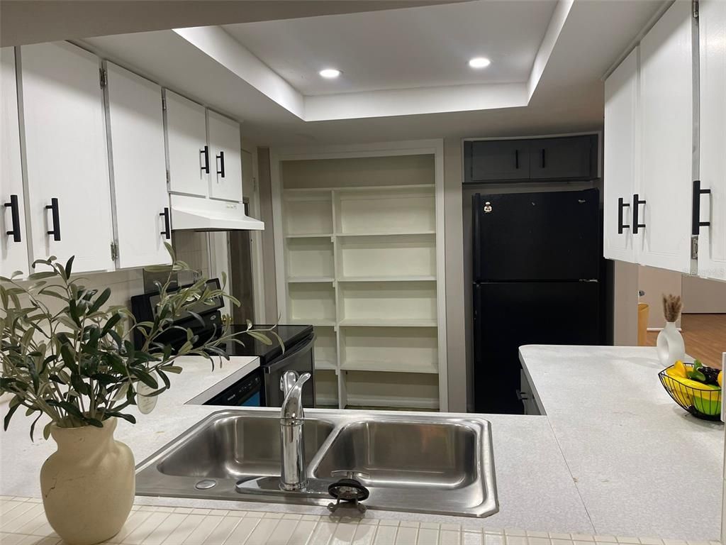 Interior, Kitchen, Recessed Lighting