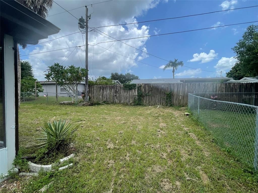 Backyard, Exterior