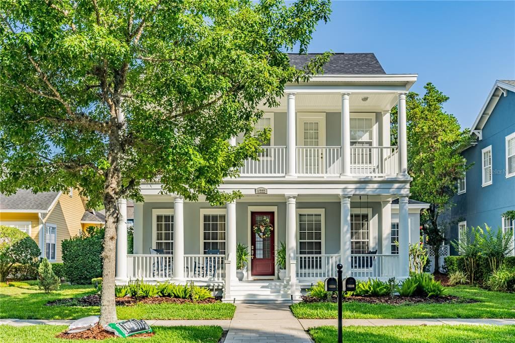 Exterior, Facade, American Foursquare