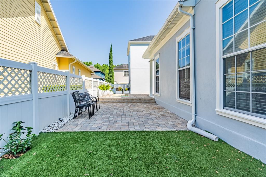 Backyard, Exterior