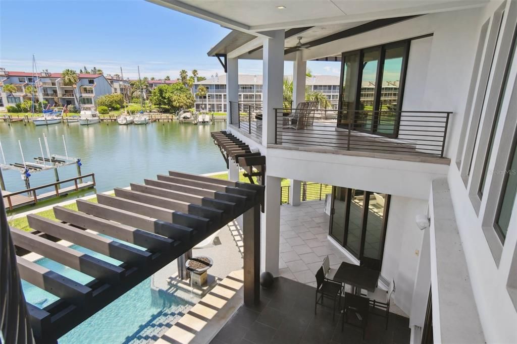 Exterior, Pool, Water