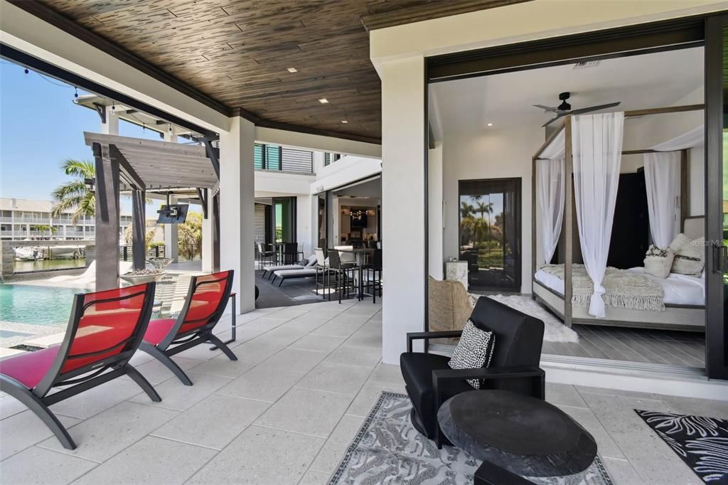 Exterior, Pool, Recessed Lighting, Water