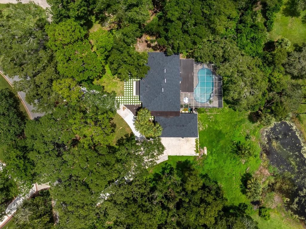 Exterior, Drone