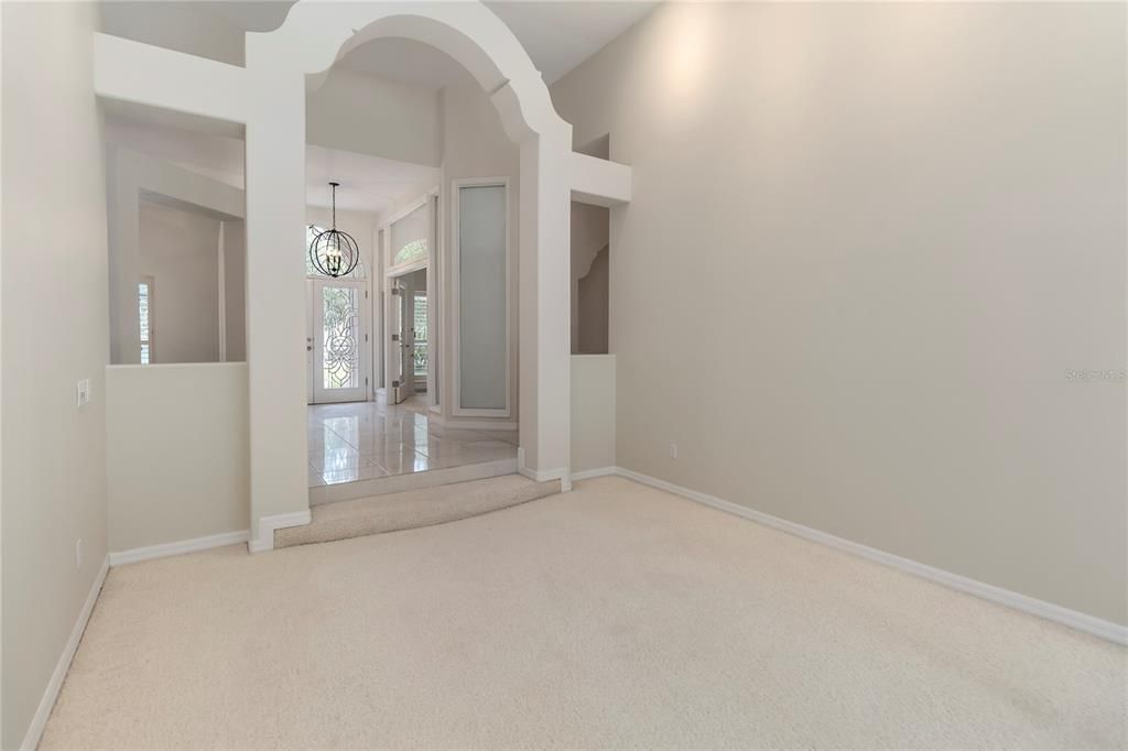 Empty room, Interior, Pendant Lights