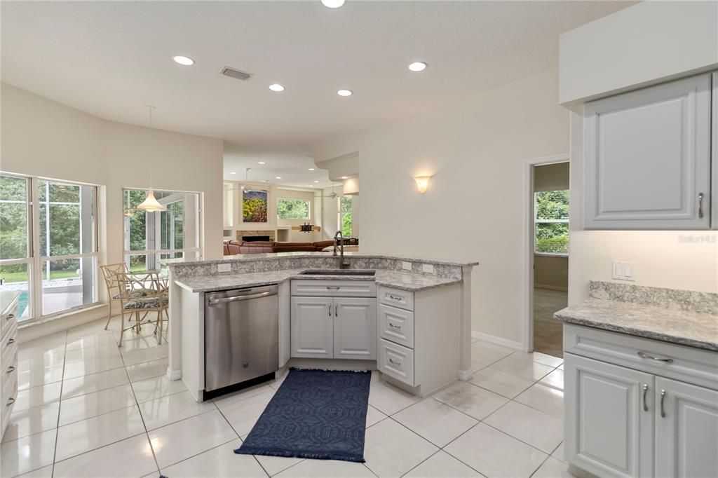 Dining room, Interior, Kitchen, Pendant Lights, Recessed Lighting