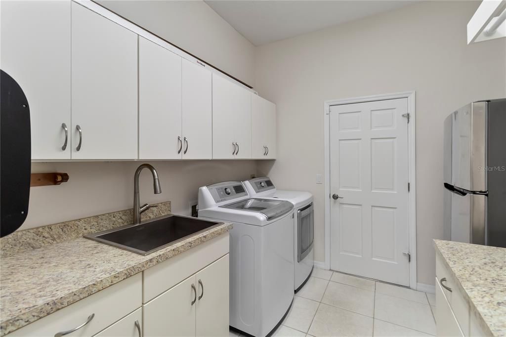 Interior, Washer