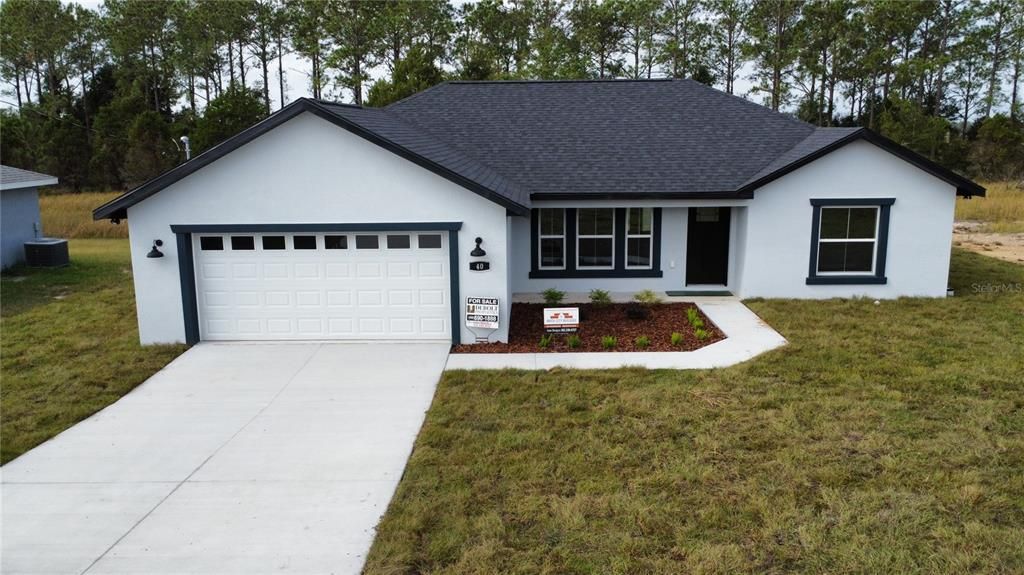 Attached, Exterior, Facade, Ranch