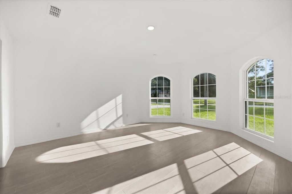 Empty room, Interior, Recessed Lighting, Wood Texture Flooring