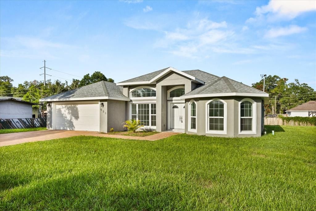 Attached, Backyard, Exterior, Facade, French Provincial