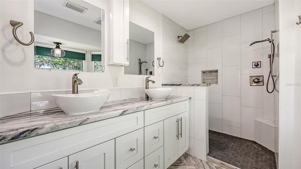 Bathroom, Dual Sink Vanities, Interior