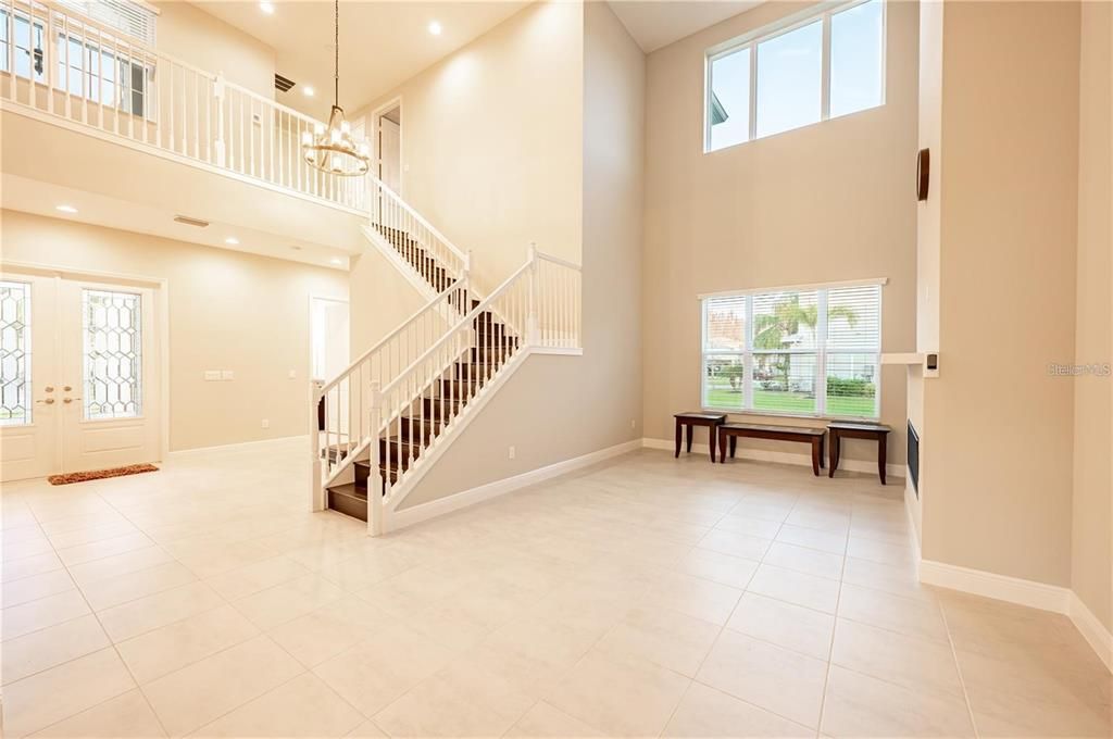 Chandelier, Interior, Recessed Lighting