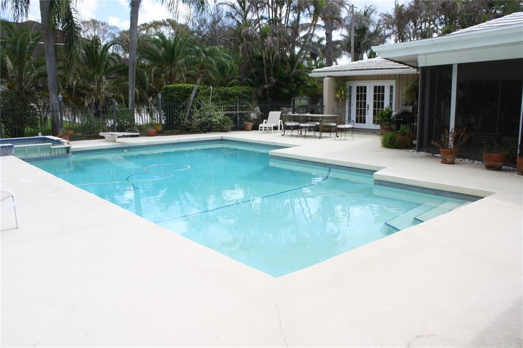 Exterior, Pool, Solar Panels