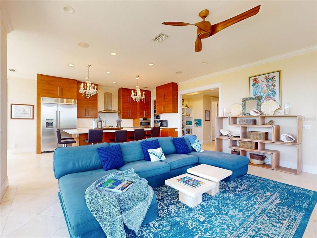 Chandelier, Interior, Kitchen, Living room, Pendant Lights, Recessed Lighting, Stainless Steel Appliances