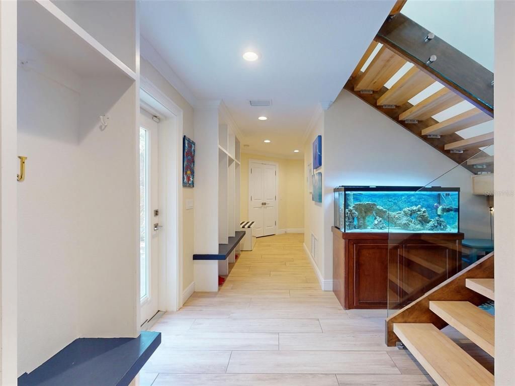 Interior, Recessed Lighting
