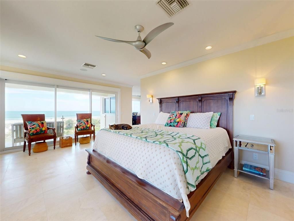 Bedroom, Interior, Recessed Lighting, Water