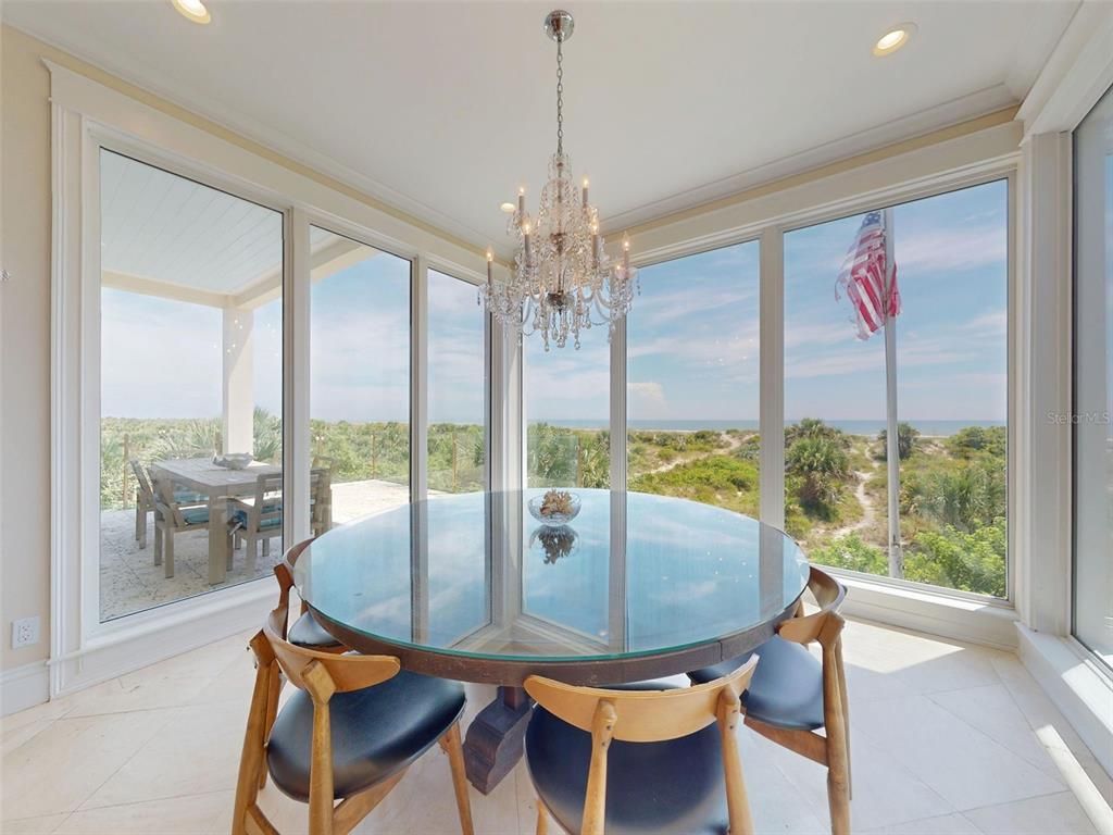 Chandelier, Dining room, Interior, Recessed Lighting, Sun Room, Water