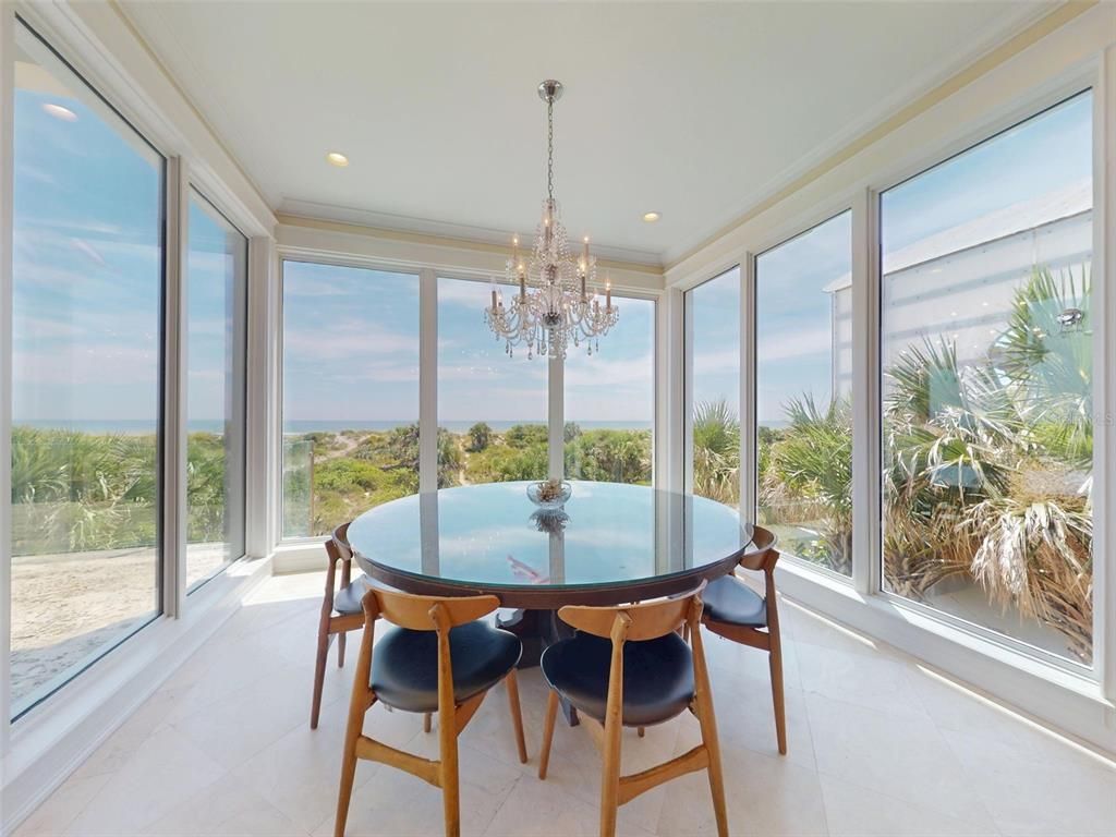 Chandelier, Dining room, Interior, Recessed Lighting, Sun Room, Water