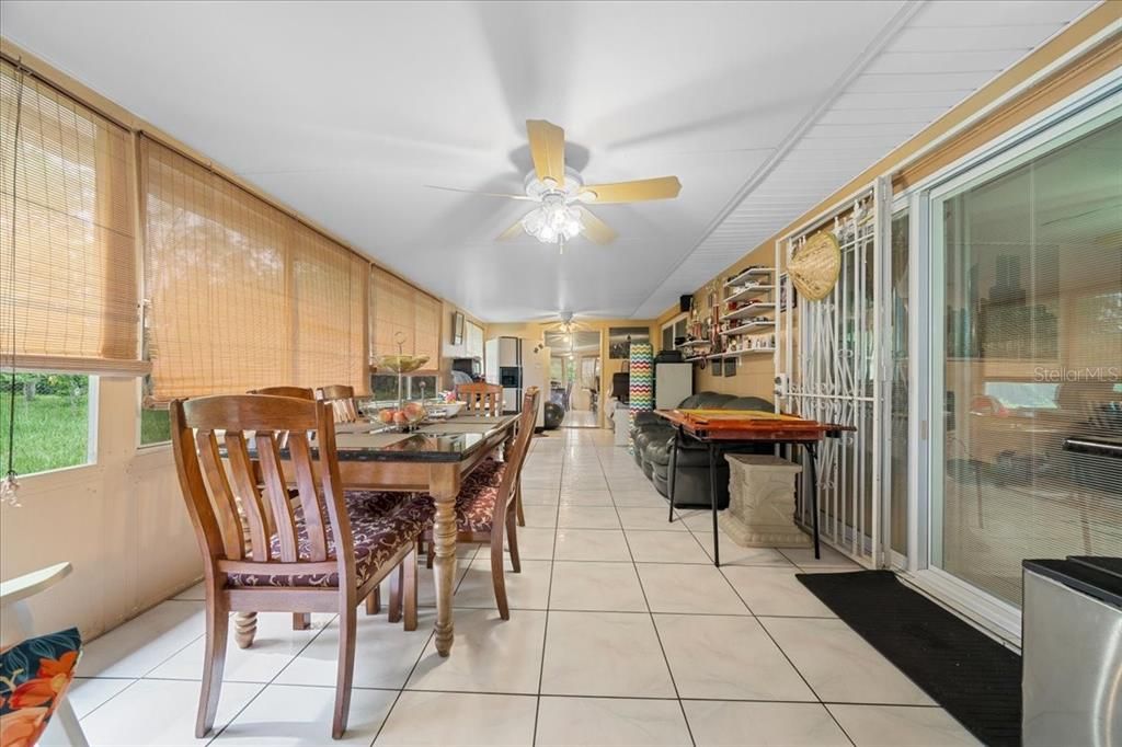 Dining room, Interior