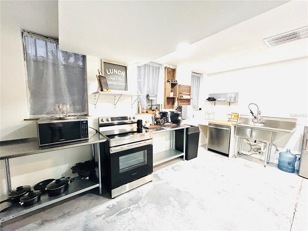 Interior, Kitchen, Stainless Steel Appliances