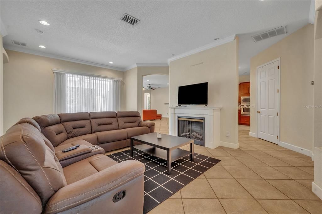 Fireplace, Interior, Living room, Recessed Lighting
