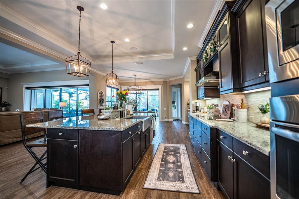 Dining room, Interior, Kitchen, Pendant Lights, Recessed Lighting, Wood Texture Flooring