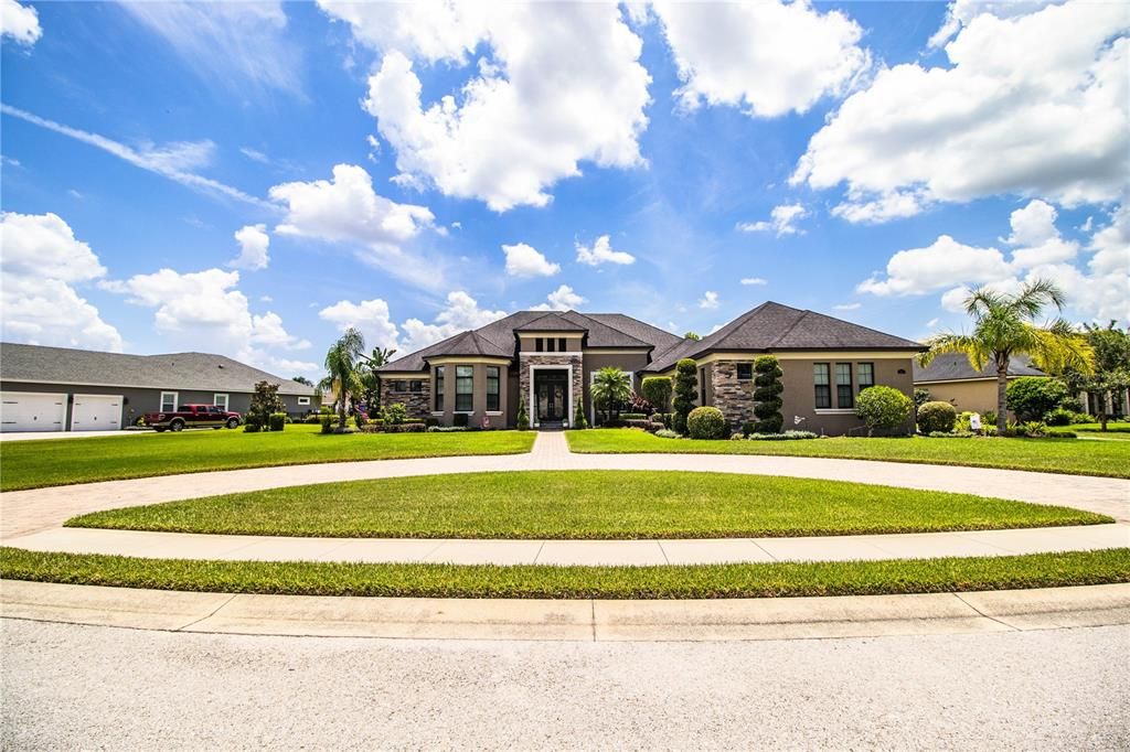 Backyard, Exterior, Facade, Ranch