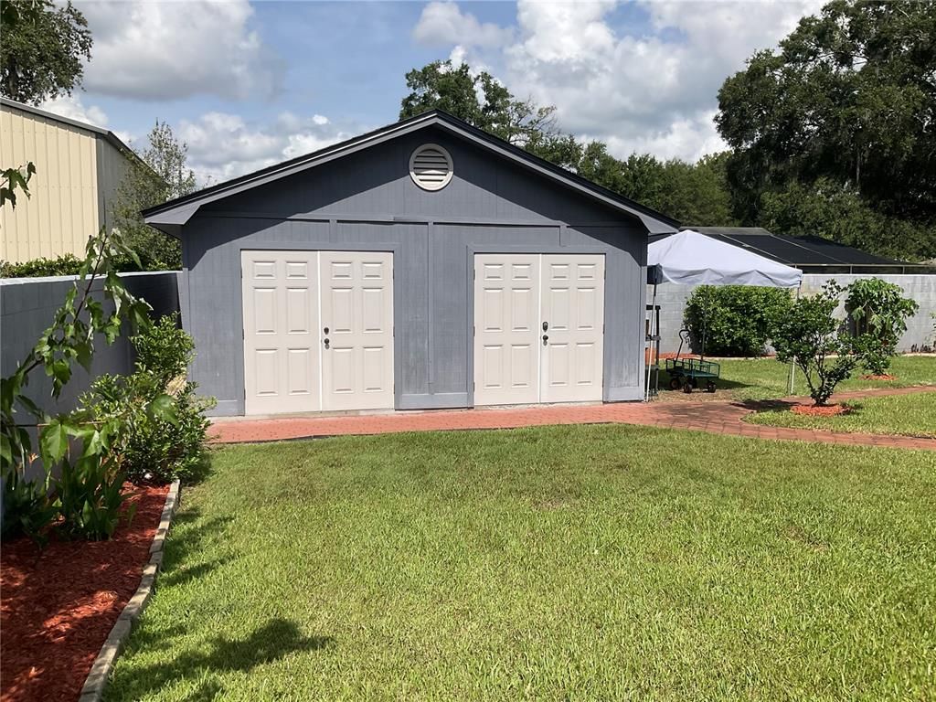 Backyard, Detached Garage, Exterior