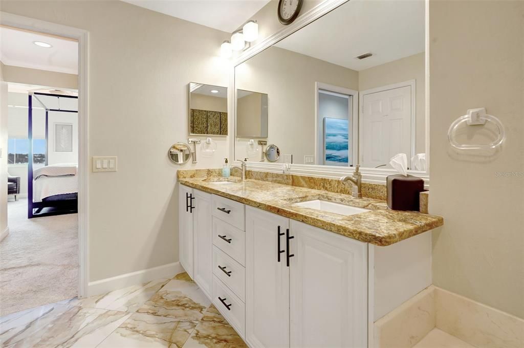 Bathroom, Dual Sink Vanities, Interior, Marble, Recessed Lighting