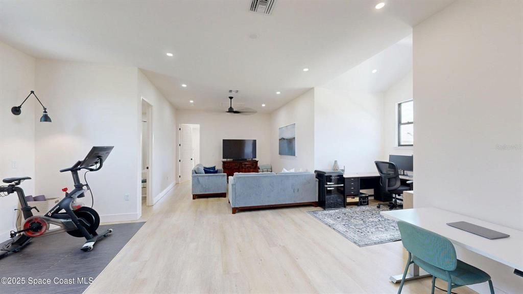 Fitness Equipment, Home Office, Interior, Living room, Recessed Lighting, Wood Texture Flooring