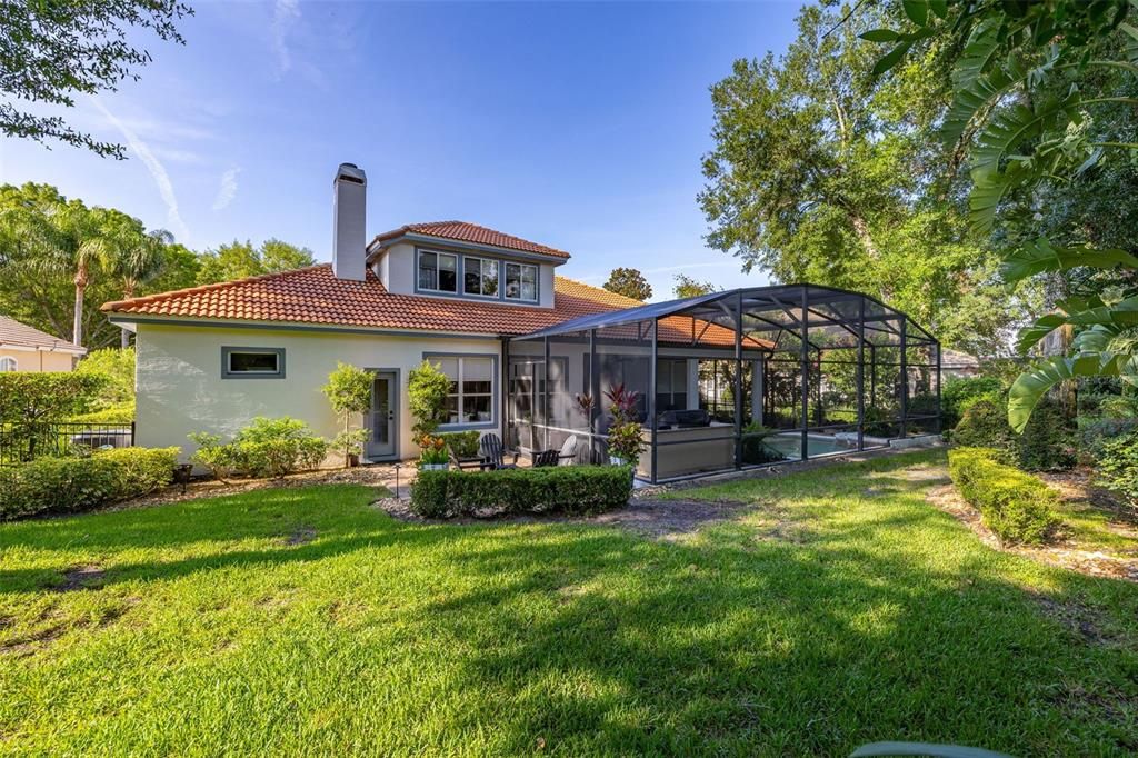 Backyard, Exterior, Hot Tub