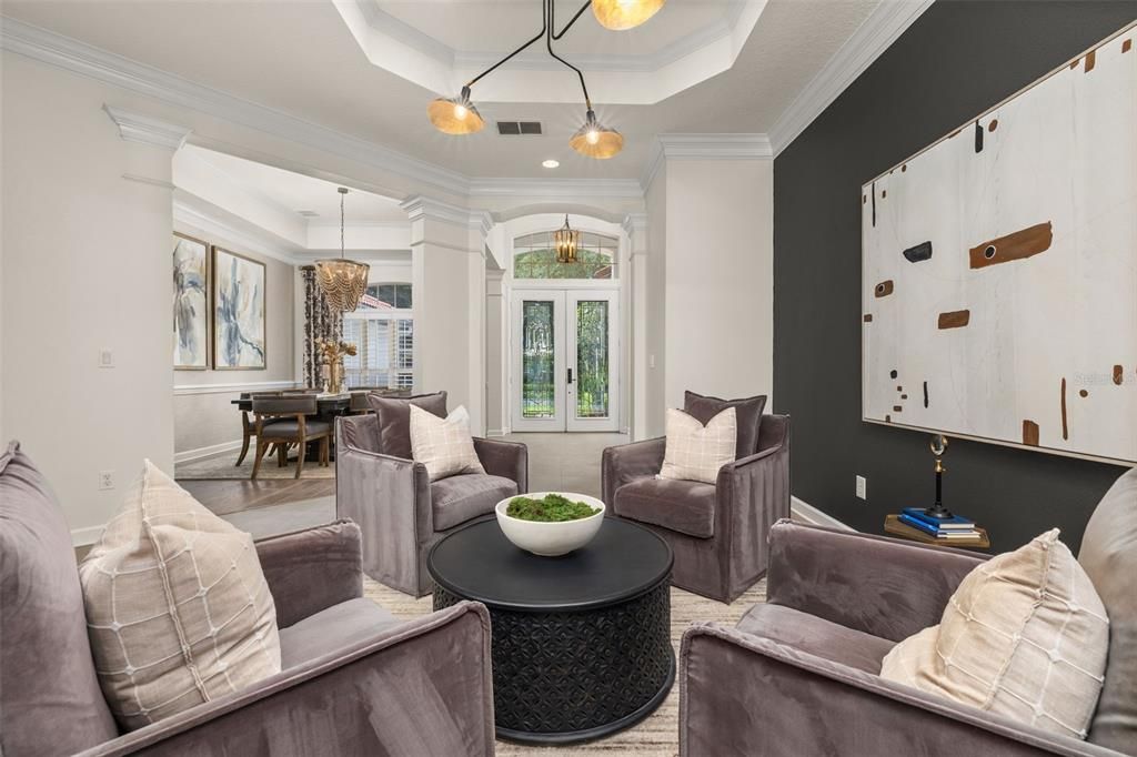 Chandelier, Dining room, Interior, Living room, Pendant Lights, Wood Texture Flooring