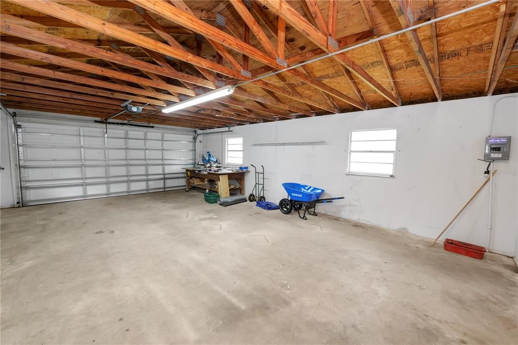 Garage, Interior, Wooden Beams, Wooden Ceilings
