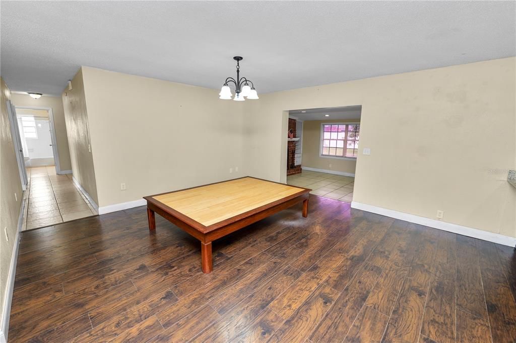 Chandelier, Empty room, Interior, Wood Texture Flooring