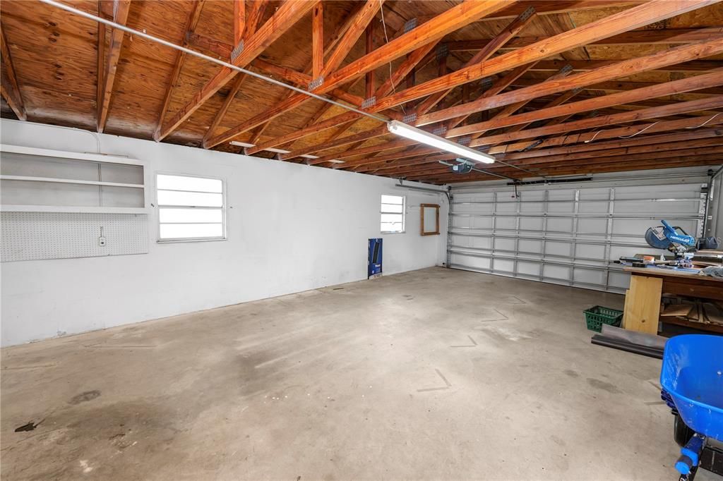 Garage, Interior, Wooden Beams, Wooden Ceilings