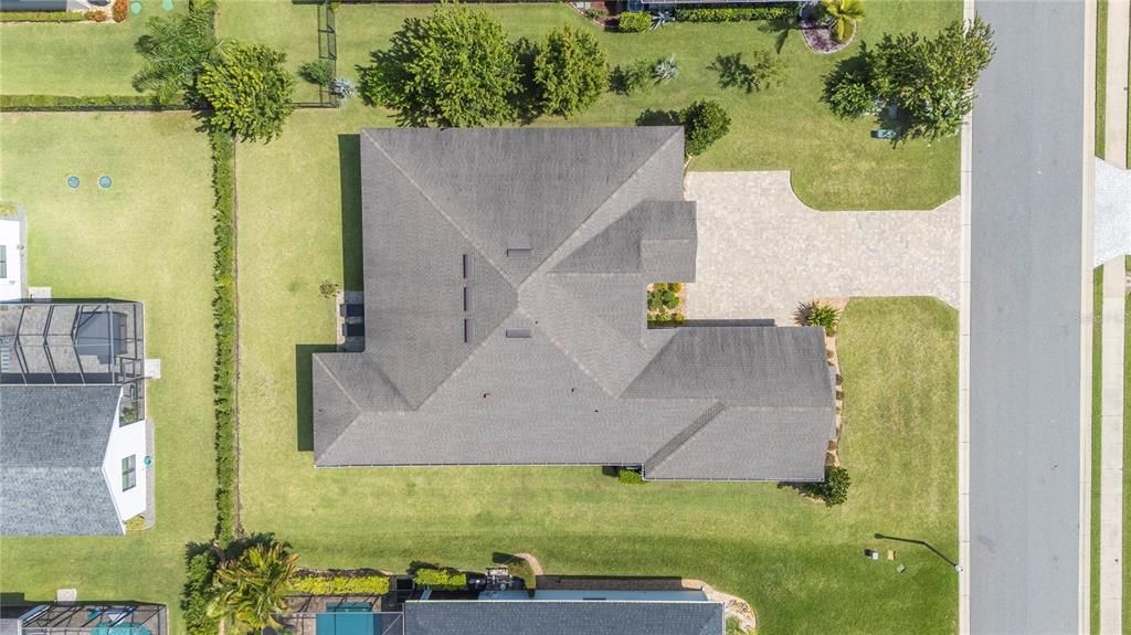 Exterior, Drone