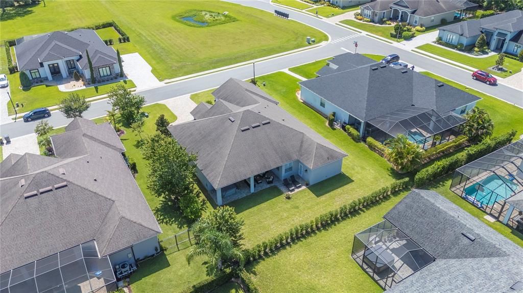Exterior, Drone