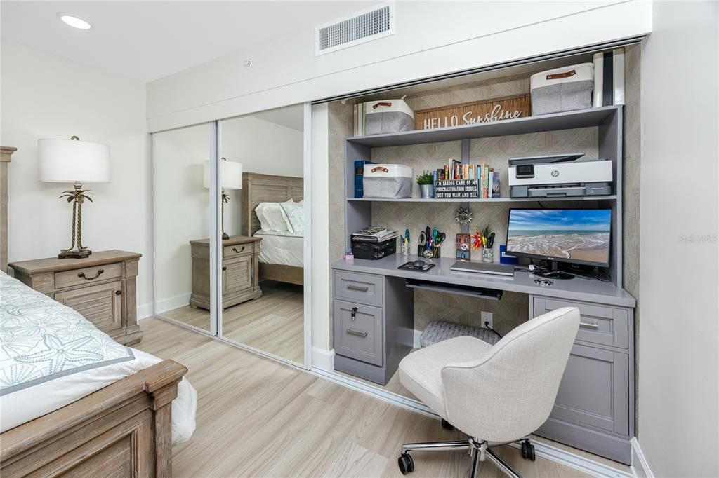 Bedroom, Home Office, Interior, Recessed Lighting, Wood Texture Flooring