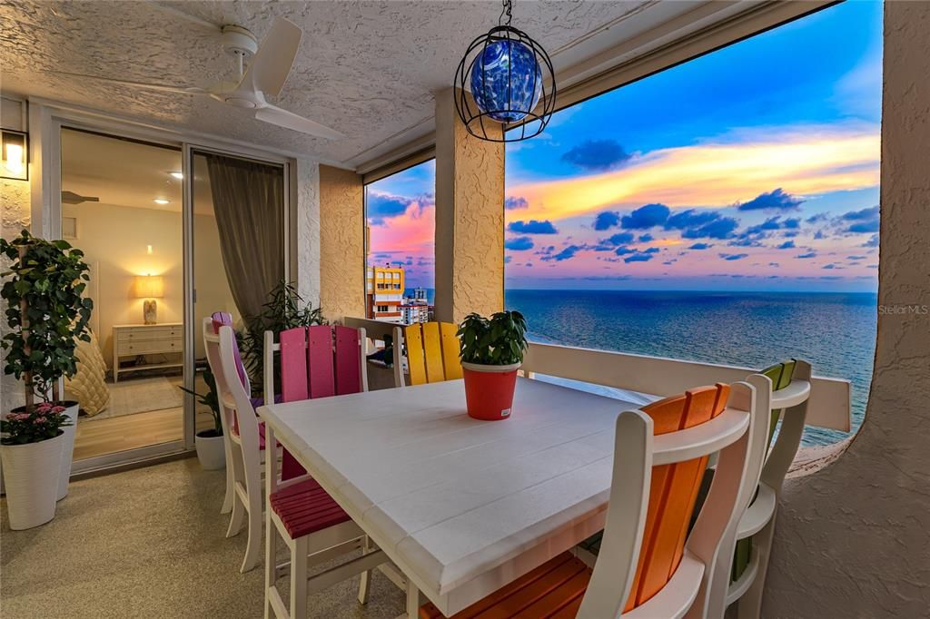 Dining room, Interior, Water