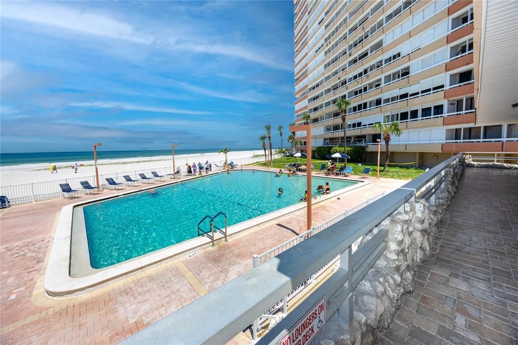 Exterior, Pool, Water